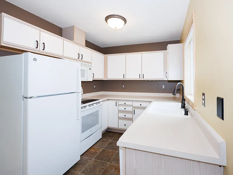 4239 Wintergreen Cir #239 — Photo 8