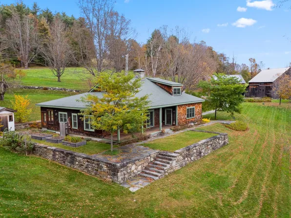 635 Academy Road, Thetford, VT 05075