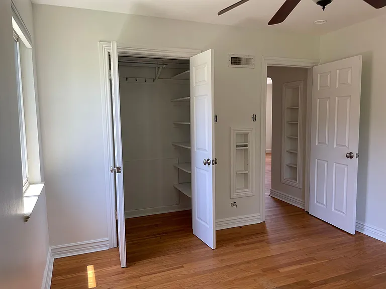 2875 Niagara St — Photo 5