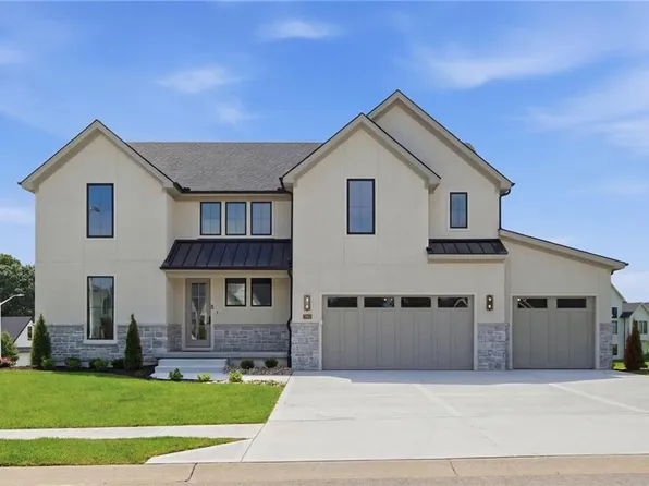 7735 N Donnelly Ave, Kansas City, MO 64158