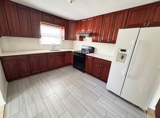 14608 25th Rd #2F, Flushing, NY 11354