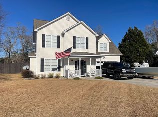 317 Bottle Branch Dr, Burgaw, NC 28425