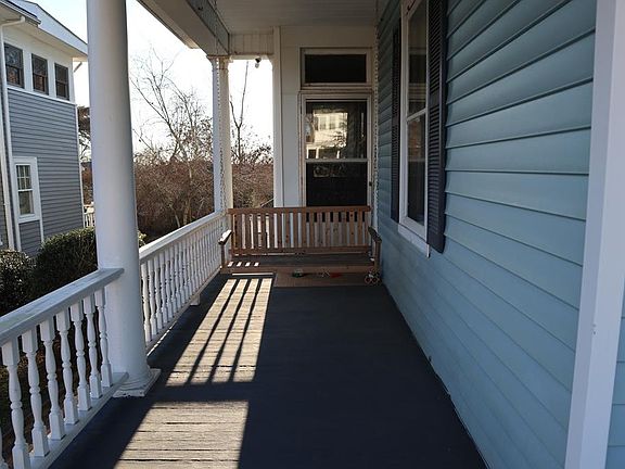 5th image of 227 Mount Vernon Ave