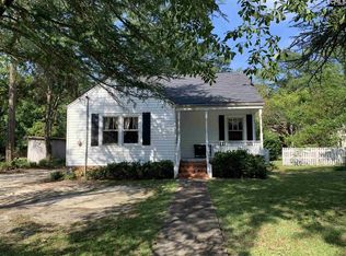 1609 Lakeview Ave, Camden, SC 29020