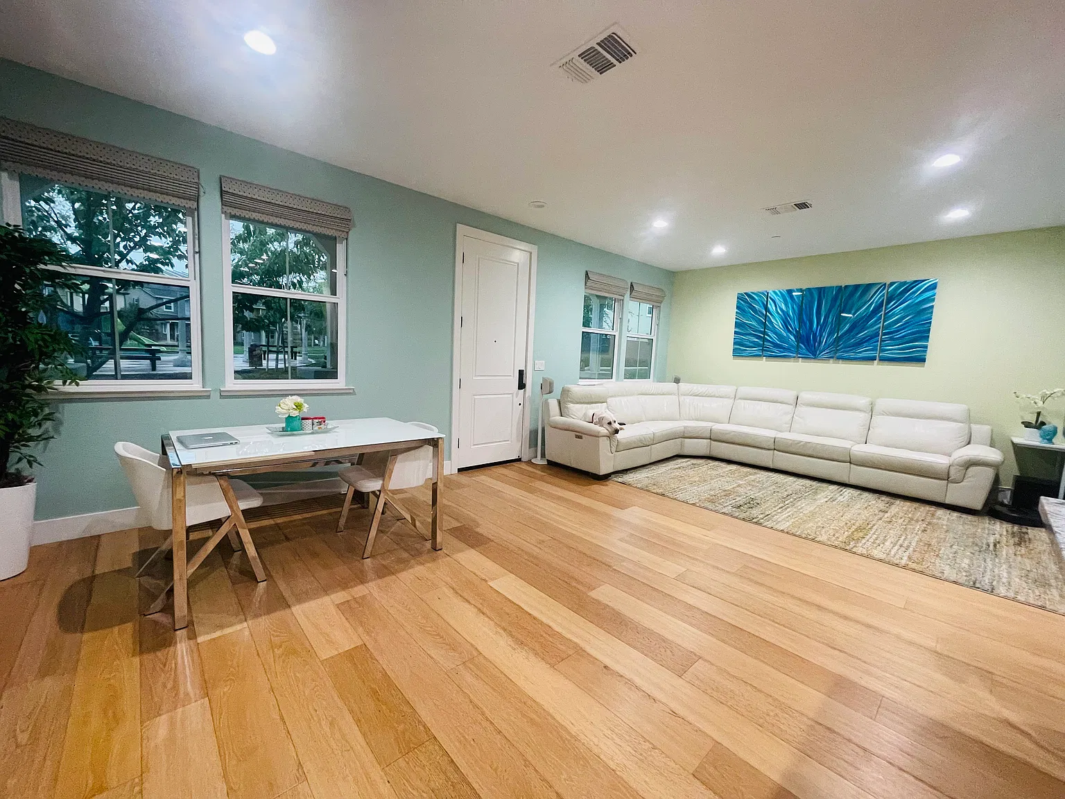 2190 Panorama Ct — Photo 1