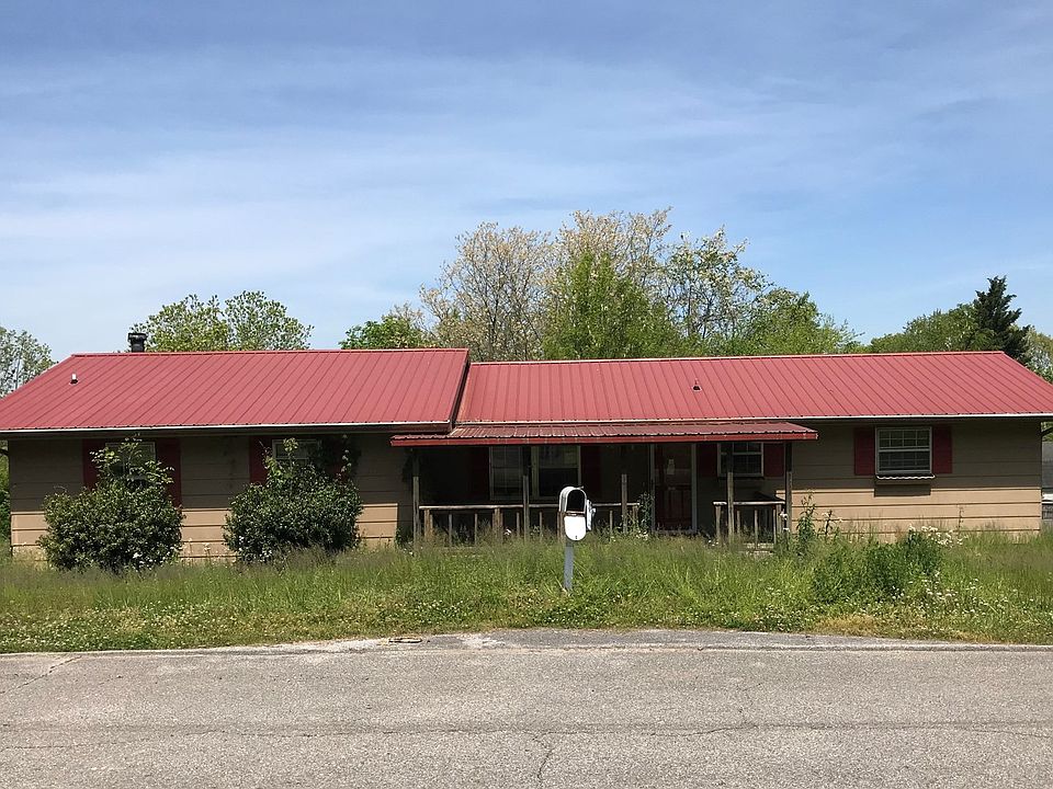 1st image of 5805 Louise Ln