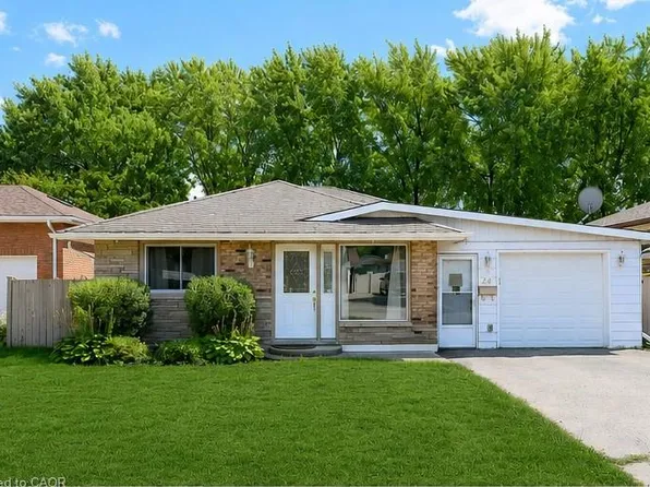 24 Oxford St, Brantford, ON N3R 5C6
