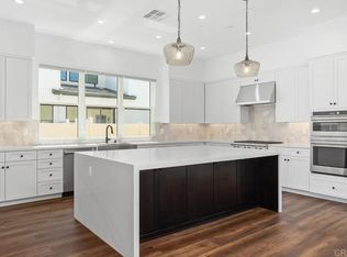 1211 Stonemark Pl, Vista, CA 92081