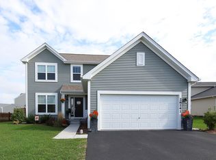 26141 S Raintree Ct, Channahon, IL 60410