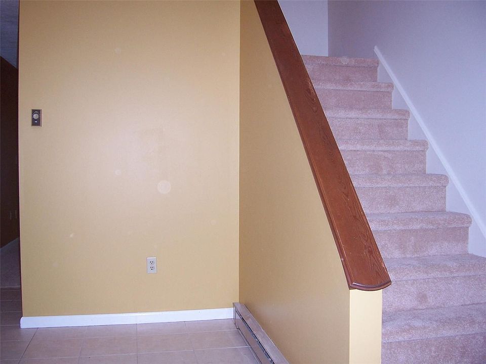 1st image of 124 Tallow Wood Dr