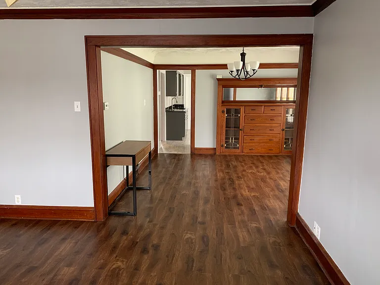 3146 S Clement Ave — Photo 16
