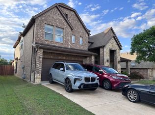912 Foxtail Dr, Mansfield, TX 76063