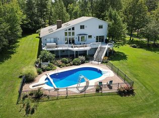 7091 Henderson Rd, Jamesville, NY 13078