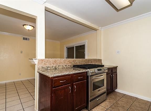 5th image of 2512 Syracuse Dr