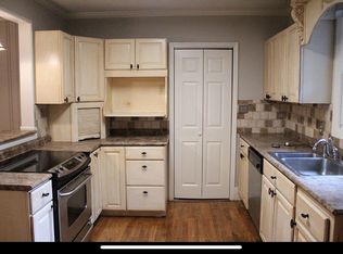 324 Crestview St, Athens, AL 35611