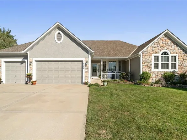 18280 W 157th St, Olathe, KS 66062