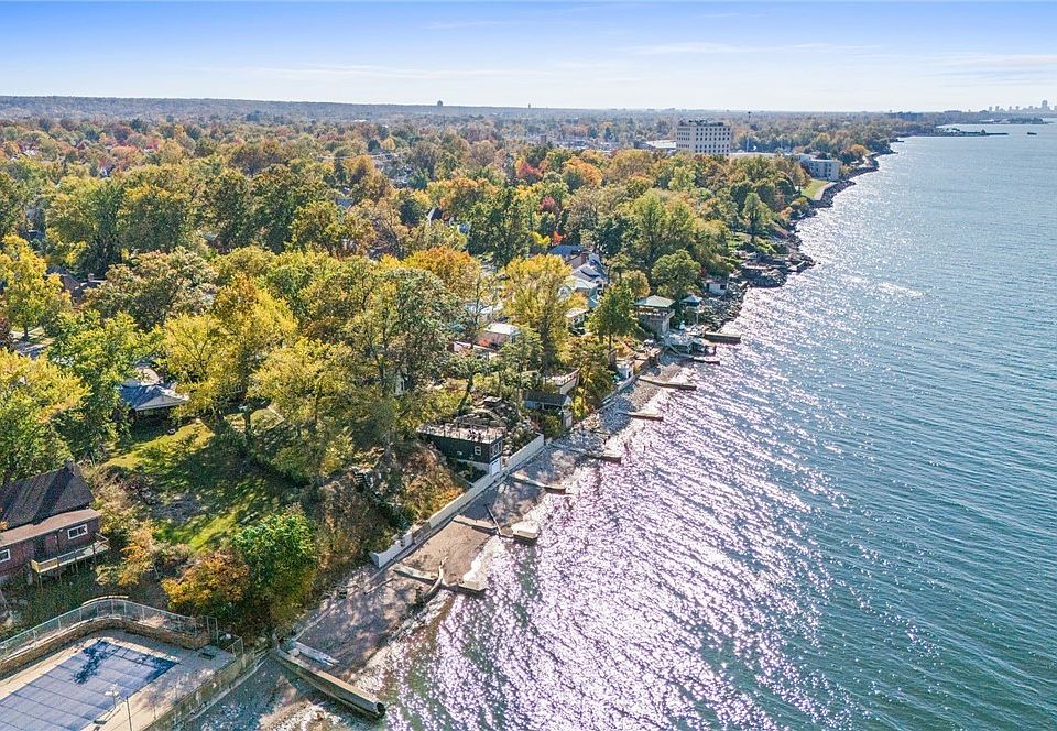 19901 Edgecliff Dr, Euclid, OH 44119 Zillow