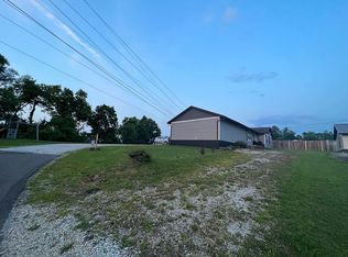 512 Twin View Ln E, Huntington, WV 25704