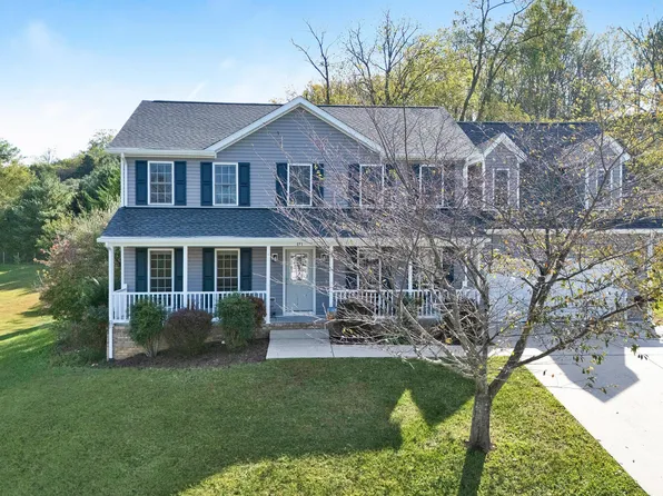 271 New Cameron Dr, Lexington, VA 24450