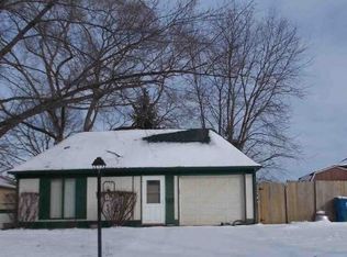 132 Braeburn Dr, Montgomery, IL 60538