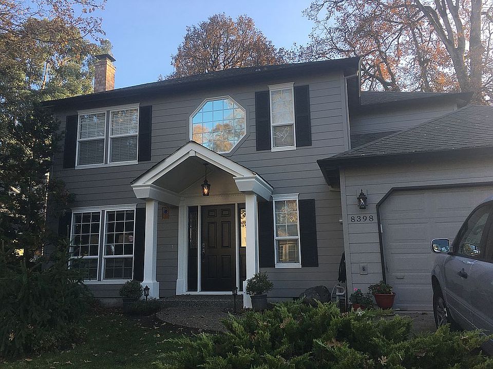 New covered front porch