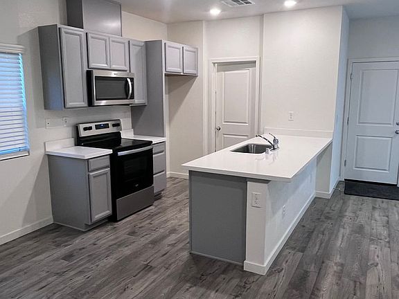 2nd image of 5312 Cumberland Dr