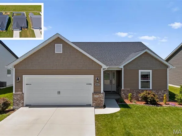 807 Topaz Ct, Mascoutah, IL 62258