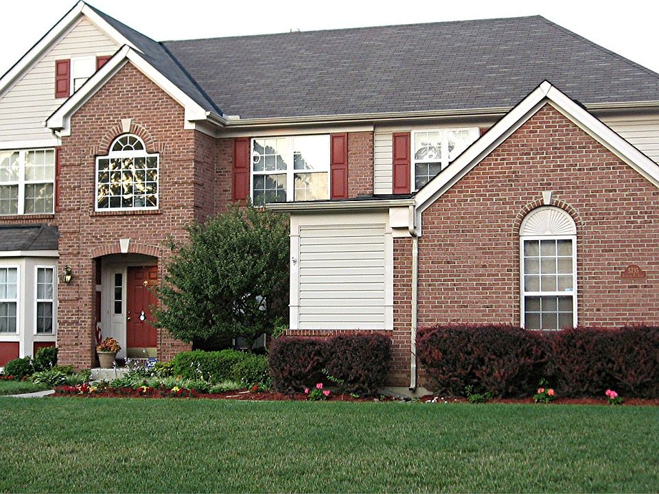 5735 Running Fox Lane