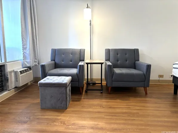 747 Amana St APT 413, Honolulu, HI 96814
