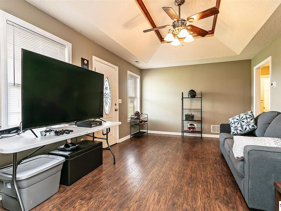 147 Caldwell Ave, Bardstown, KY 40004 Zillow