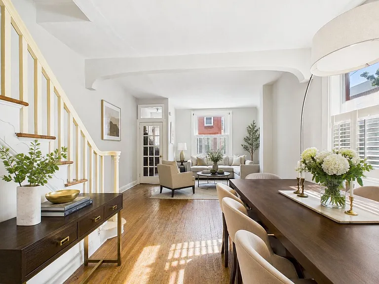 2623 Swain St — Photo 11