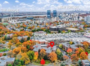 3040 Edwin Ave APT 4A, Fort Lee, NJ 07024