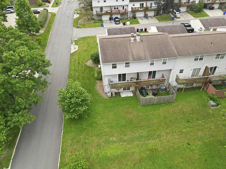1326 Aarons Way #27 — Photo 56