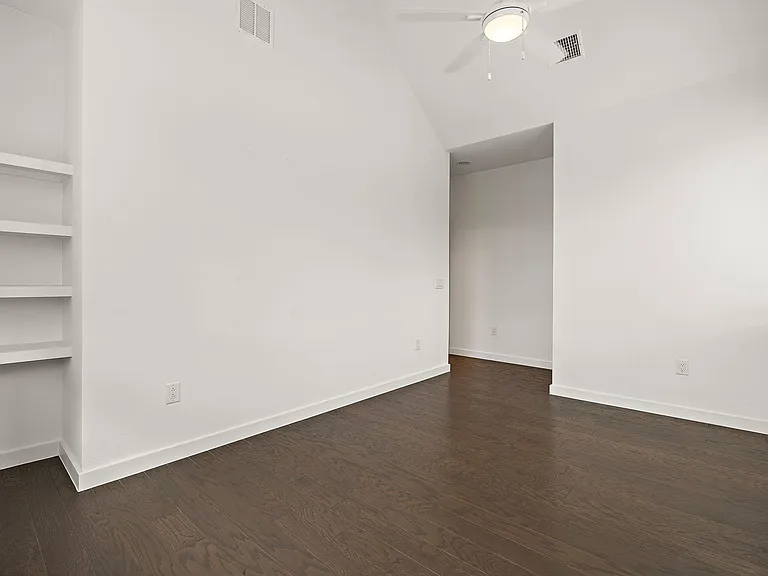 1206 Sarabeth Way — Photo 21