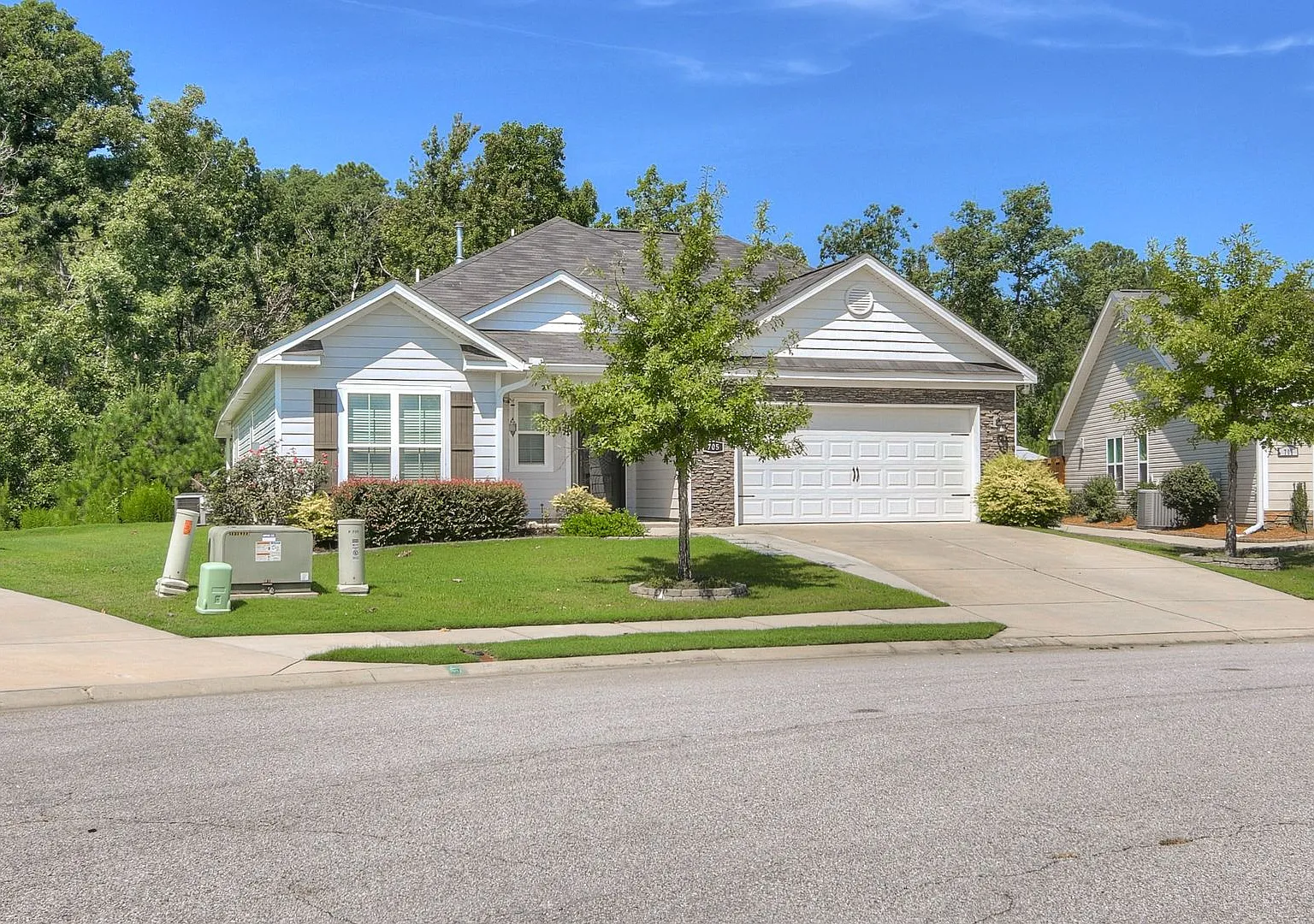 4 Bedroom 3 Bathroom Home in Kelarie — Photo 1