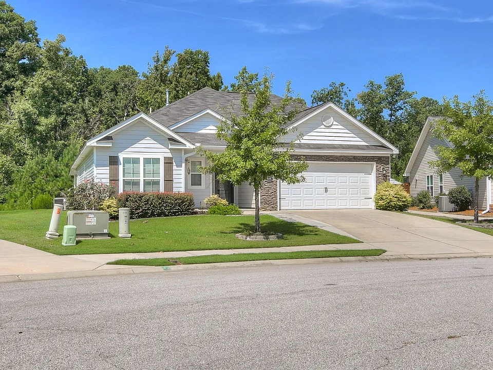 705 Perth Ct
