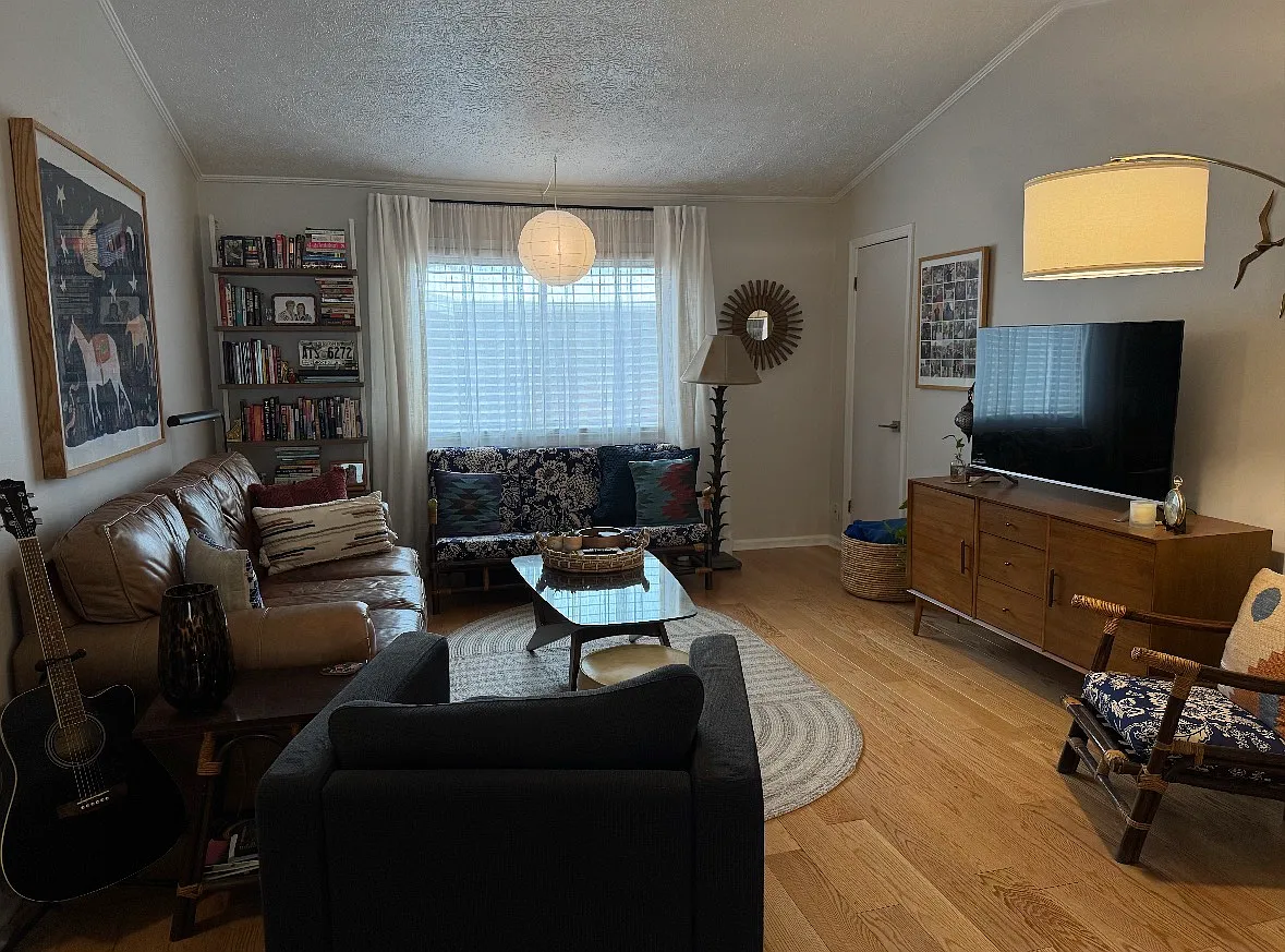 2 bed, 840 sqft, $1,800 — Photo 3