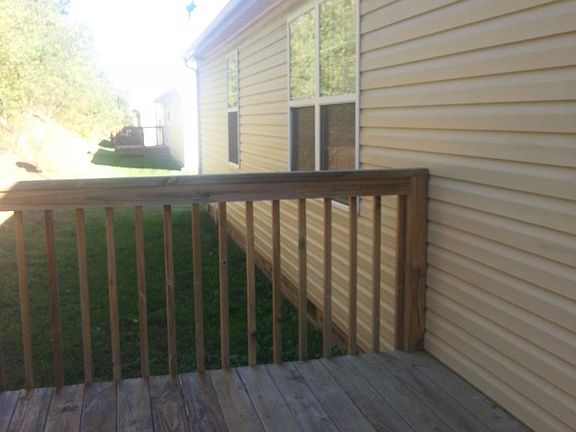 2nd image of 693 Cottonwood Dr