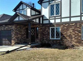 3433 Georgetown Dr, Waterloo, IA 50701