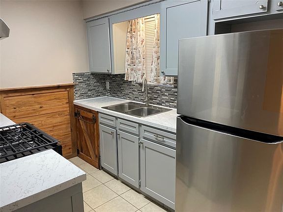 4th image of 5038 W Circle Park St