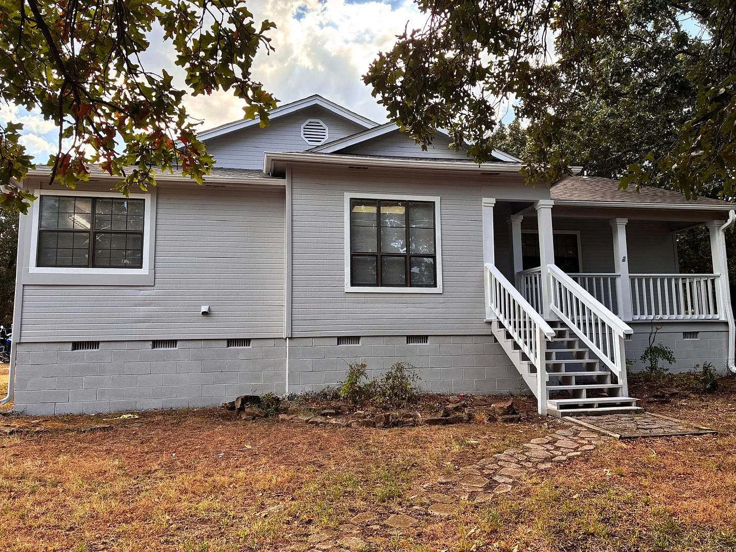 3 Bed 2 Bath in Prue - Renovated and Move-in Ready! — Photo 1