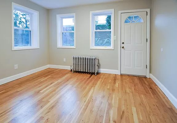 3rd image of 267 Clarkson Ave Floor 1