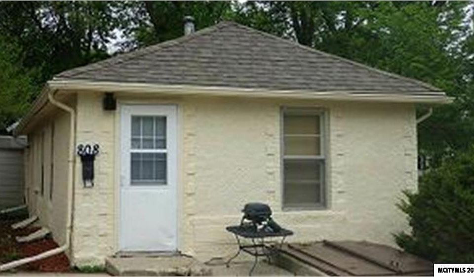 1st image of 808 S Tyler Ave