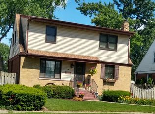 17535 Walter St, Lansing, IL 60438