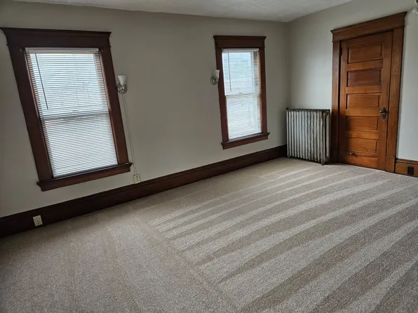 167 Porter St NE #2, Warren, OH 44483