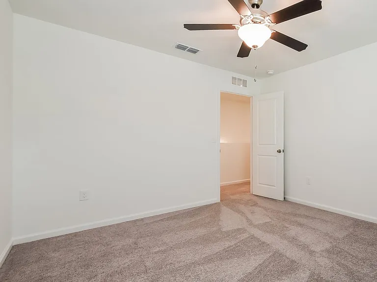 2042 Hemingway Cir — Photo 12