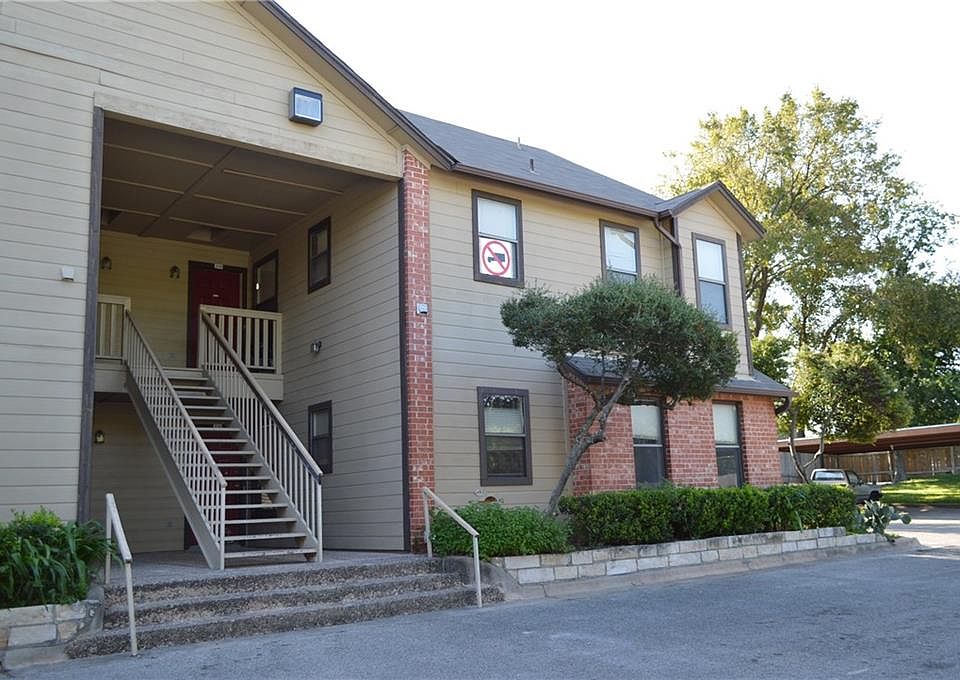 1st image of 903 Romeria Dr #206