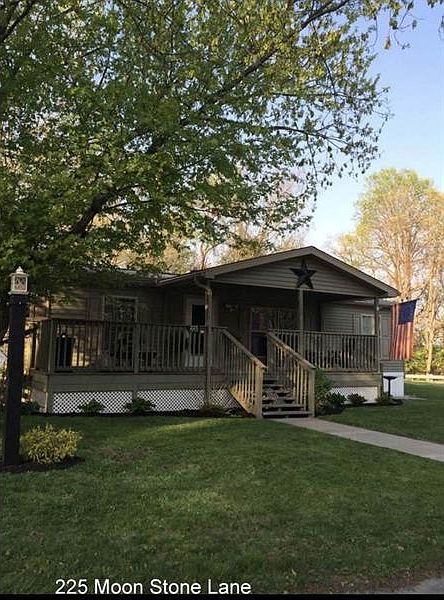 1st image of 225 Moon Stone Ln