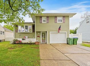 166 Loring Ave, Edison, NJ 08817