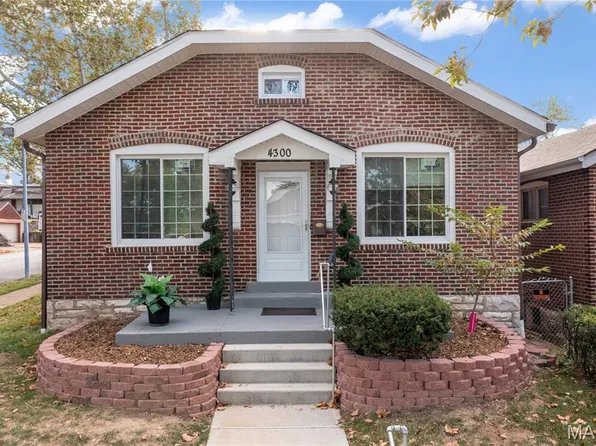 4300 Dewey Ave, Saint Louis, MO 63116